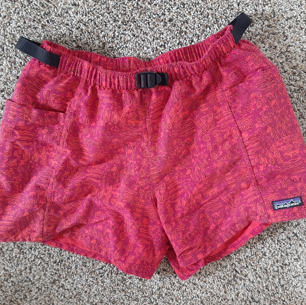 Patagonia Vintage 90's River Shorts. Pink Aztec Pattern - Medium